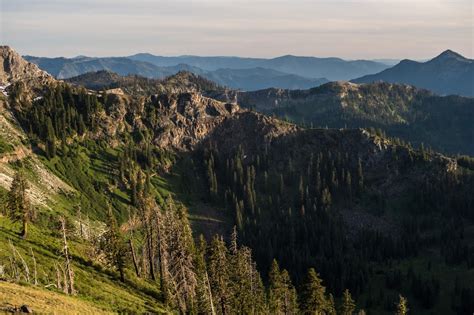 Eric's Hikes: Marble Mountains: Sky High Lakes, Marble Rim, Pacific Crest Trail, Paradise Lake