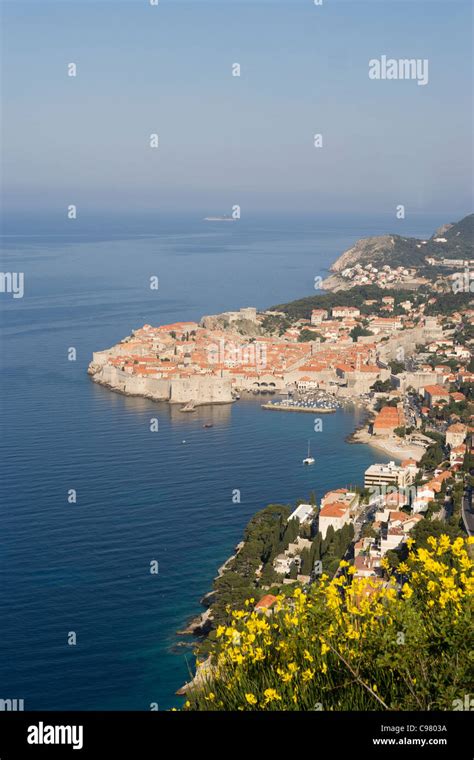 Dubrovnik: view of old town Stock Photo - Alamy