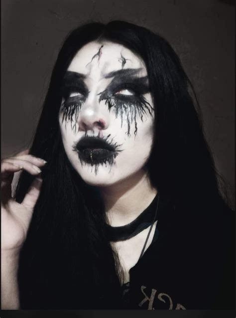 #metal#blackmetalgirl#metalhead#goth#makeup Swag Makeup, Old Makeup, Grunge Makeup, Crazy Makeup ...