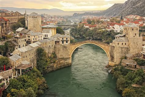 Die Brücke von Mostar - Herzstück einer Stadt | Urlaubsguru