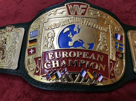 Épinglé sur WWE Championship Belts