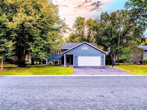 2601 Emerald Ln E, Shakopee, MN 55379 | Zillow