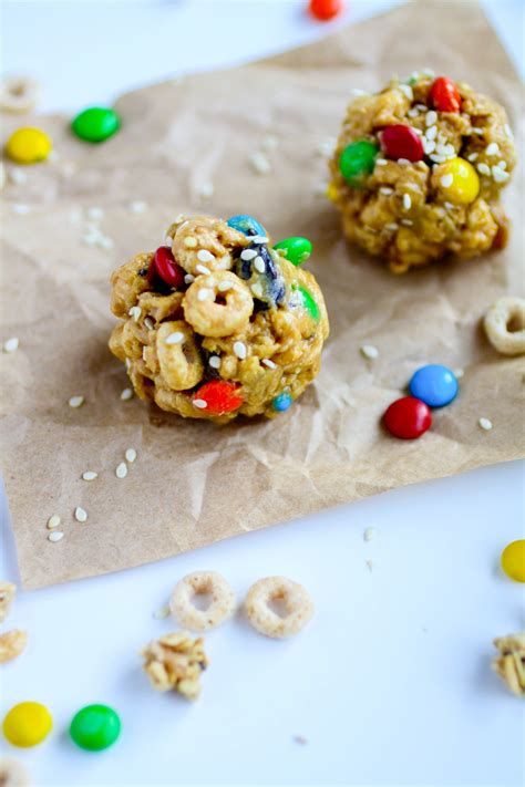 No-Bake Monster Cereal Bites