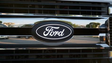 THF Illuminated LED Emblem (15-19) Ford F-150/ (17-19) Super Duty - The ...