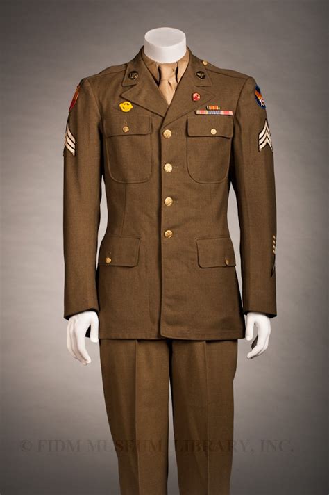 United States Army Air Forces dress uniform, c. 1943 - FIDM Museum