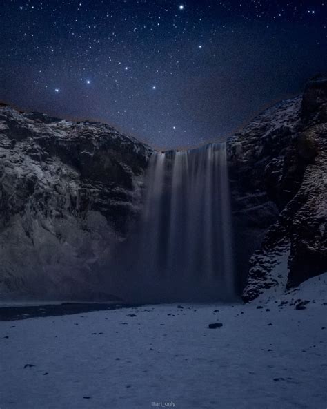 Iceland's very popular Skogafoss waterfall in the middle of the night ...