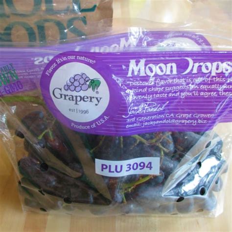 Moon Drops Grapes - Eat Like No One Else