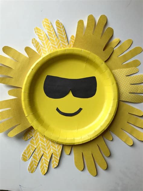 Sun Handprint Paper Plate Craft For Kids - Family Focus Blog