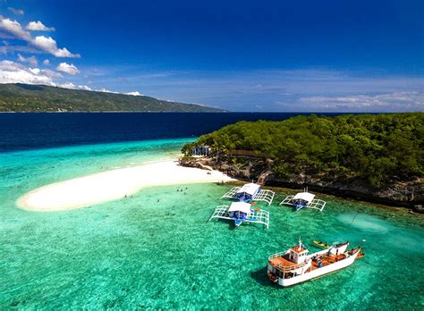 Blissful Boracay 3 Nights 4 Days Couple Tour Package - Myholidays.com