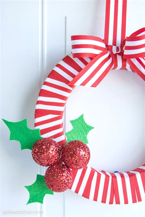 Christmas Ribbon Crafts - photos and vectors