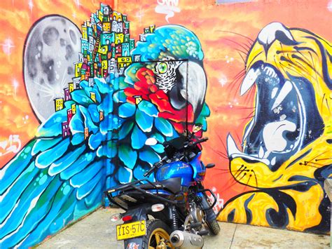 PHOTOS: Street art in Medellin - Part II - Tiny Travelogue