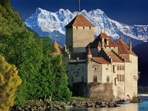 Château de Chillon - Wikipedia, the free encyclopedia | Castle, Alps, Switzerland mountains