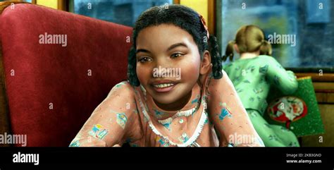 THE POLAR EXPRESS, HERO GIRL, 2004 Stock Photo - Alamy