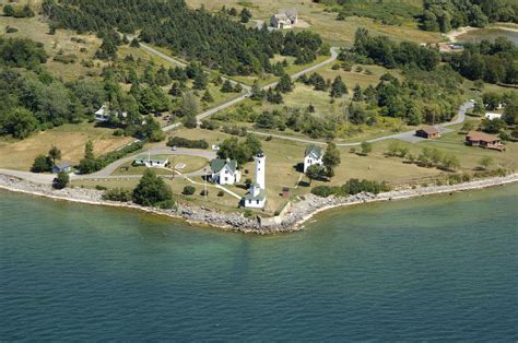 Cape Vincent Lighthouse in Cape Vincent, NY, United States - lighthouse Reviews - Phone Number ...