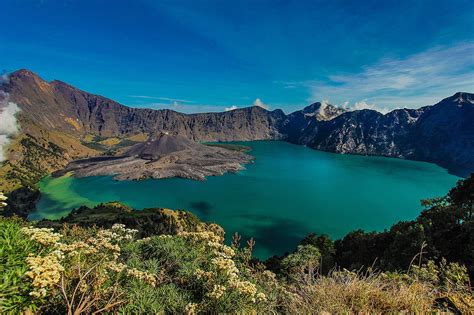 File:Gunung rinjani.jpg - Wikipedia