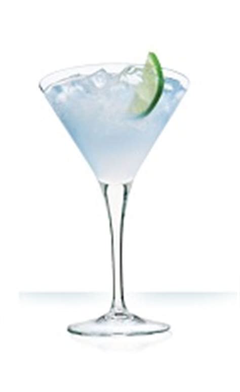 White Cosmopolitan Cocktail Recipe with Picture