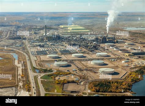 Aerial photo of Syncrude oil sands operations north of Fort McMurray, Alberta Stock Photo - Alamy