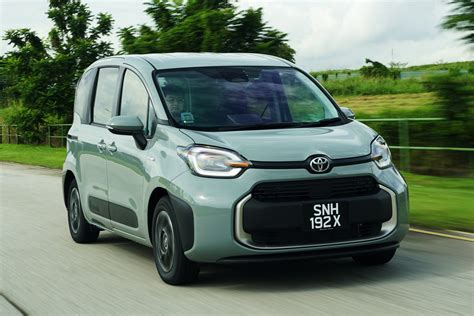 2022 Toyota Sienta Hybrid Review: Little League MVP - Online Car ...