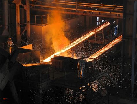 Fire conveyor belts | Liquid iron being poured into the cast… | Flickr