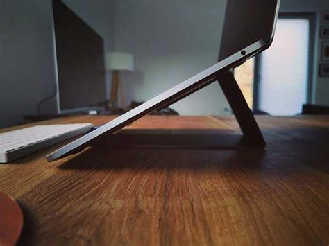 Handmade Minimal Desk Laptop Stand | Gadgetsin