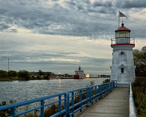 Cheboygan Crib Lighthouse Photograph by Douglas Perry - Pixels