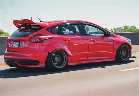 Ford Focus ST Wide Fender Flares – BattleAero