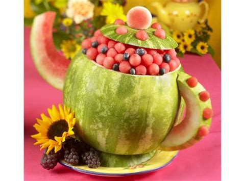 8 Spectacular Watermelon Carving Ideas