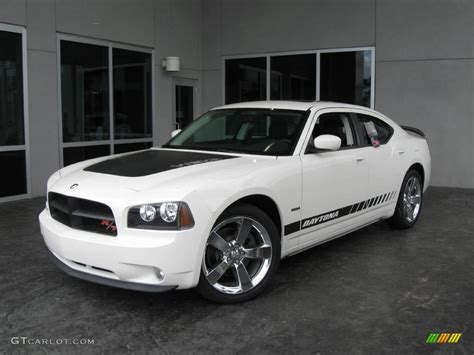 2009 Stone White Dodge Charger R/T Daytona #6955129 | GTCarLot.com - Car Color Galleries