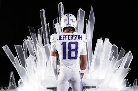 Vikings unveil all-white 'Winter Warrior' uniforms