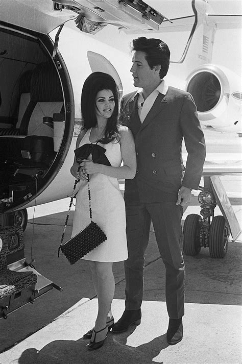 TBT: Vintage Photos of Celebrities at Airports | Elvis and priscilla ...