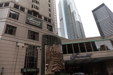 Luxury Hotels of the World: Fairmont Chicago - Annie Fairfax