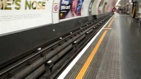 Historic London Underground Stations - Marble Arch tube station 1 - YouTube