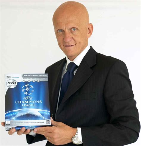 Pierluigi Collina-The Best Soccer Referee in the World ~ Biography ...