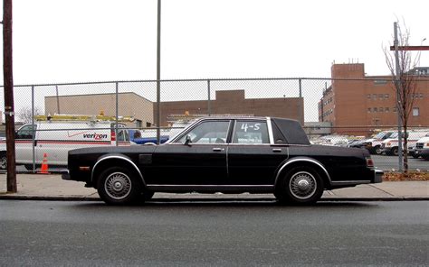 1985 Chrysler fifth avenue value