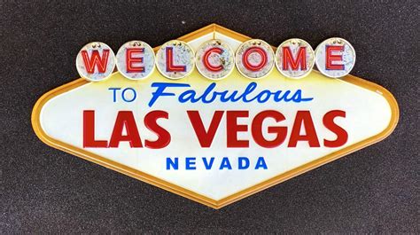 Retro sign Las Vegas | Retro Embossed Metal Tin Signs Bar Pub Home Decorative vintage Las Vegas ...