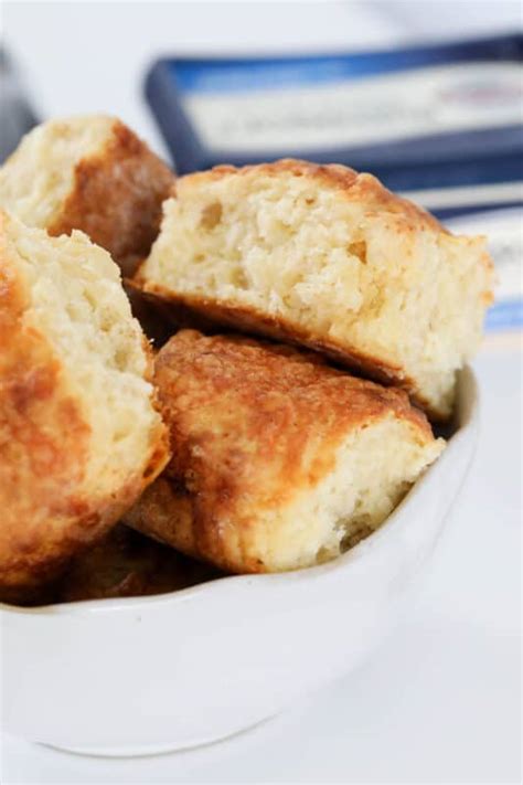 Old Fashioned Cheese Scones - Bake Play Smile