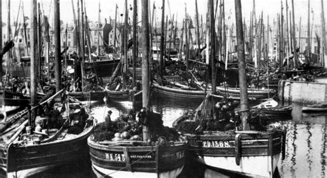 Tour Scotland Photographs: Old Photograph Herring Fishing Boats South ...