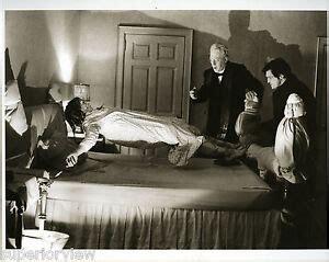 The-Exorcist-Linda-Blair-Floating-Above-The-Bed-Scene-Exorcist-Greatest ...