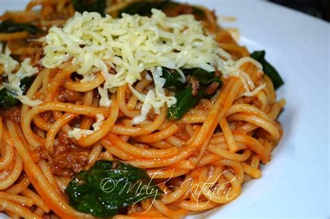 Spaghetti with Spinach - Mely's kitchen