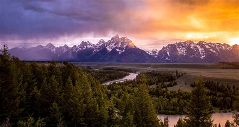 Yellowstone National Park: A Beautiful Monument - Wilstar.com