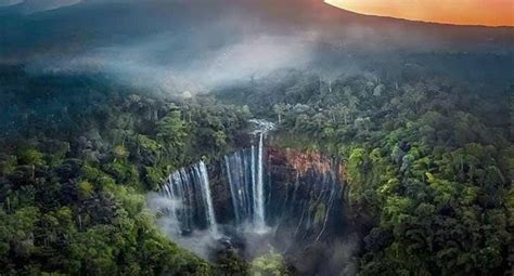 Air Terjun Tumpak Sewu, 5 Rekomendasi Kegiatan Seru - Traveling.co.id