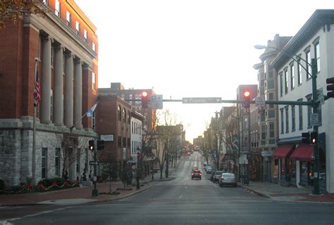 File:Hagerstown Downtown Potomac St.JPG - Wikimedia Commons