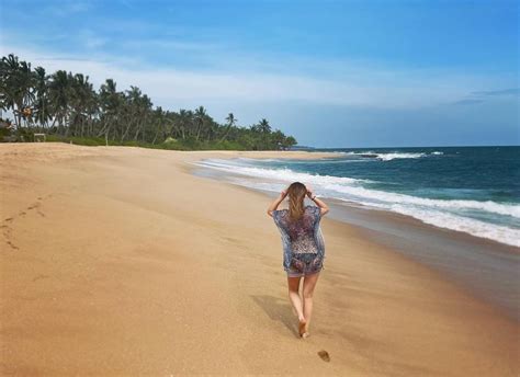 Tangalle Beach in Sri Lanka - Mahaweli Tours & Holidays