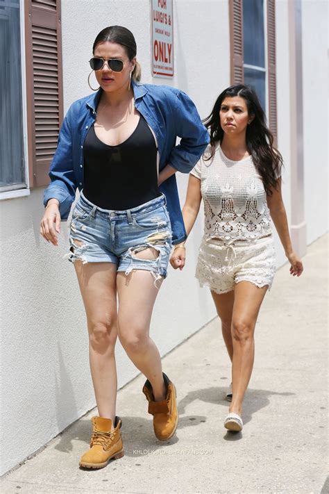 Kourtney and Khloe Kardashian – Having Lunch – GotCeleb