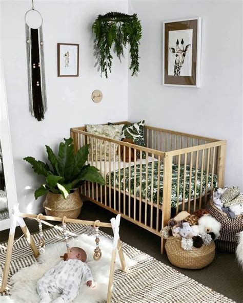 Inspiration Sauvage Nursery #smallable #animals #naturalwood #nursery #sauvage #babyroom Baby ...