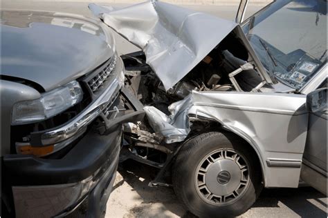 Suffered Head-On Collision Injury? | Viles & Beckman, LLC