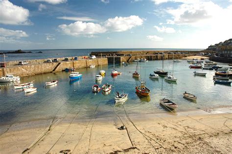 Mousehole Harbour | Cornwall Guide Images