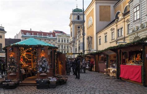 Vienna Christmas Market Guide (Map + Dates 2024)