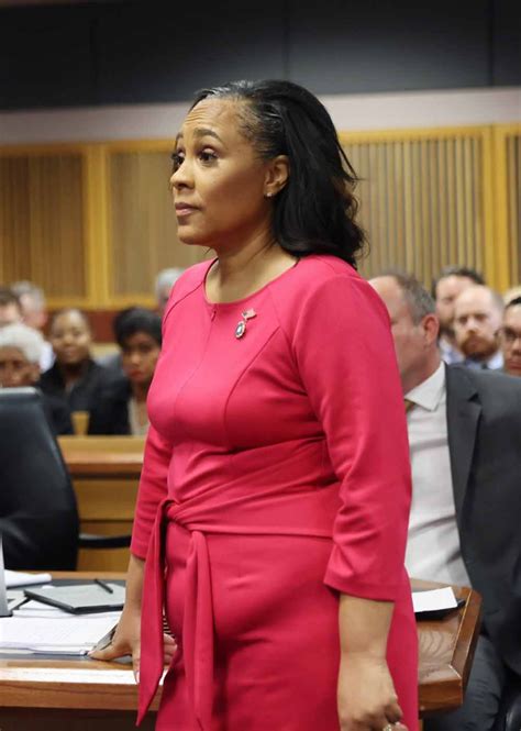 Did DA Fani Willis Wear Her Dress Backwards in Court? – Sandra Rose