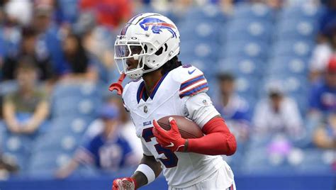 Damar Hamlin makes an early impact in returning to field in Bills ...